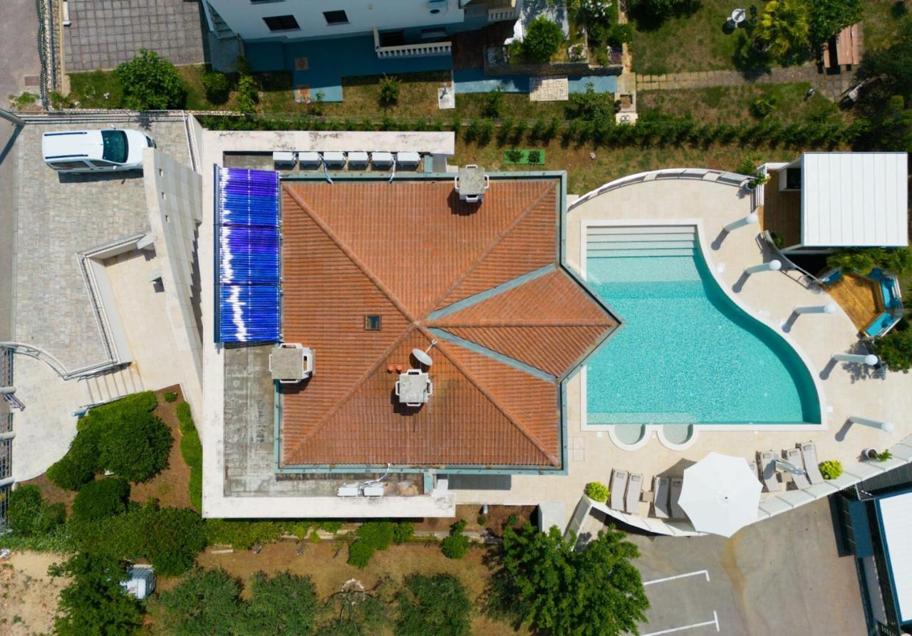 Villa Piano Pinezici  Exterior photo